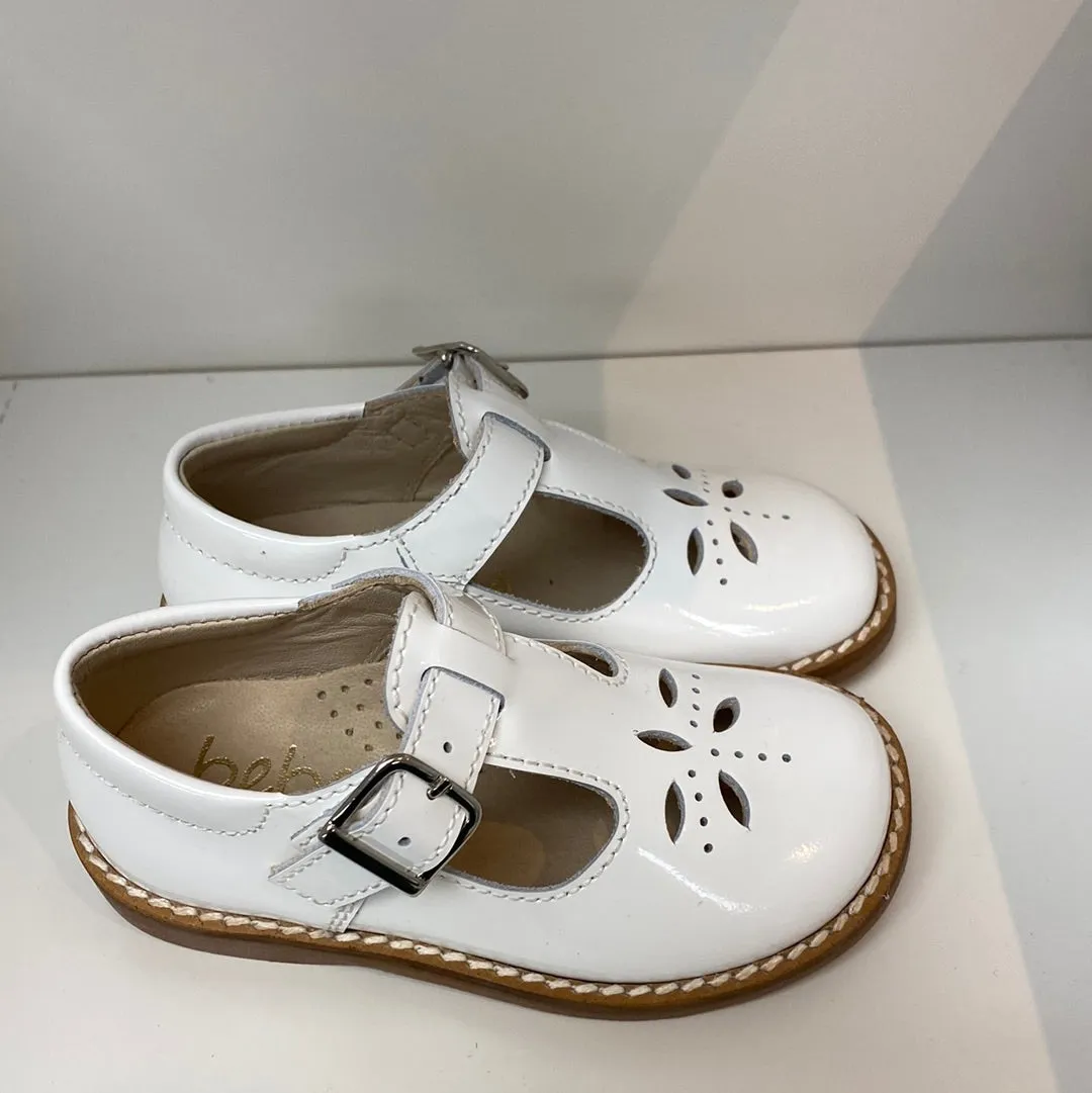 Beberlis White Patent Perforated Baby T Strap
