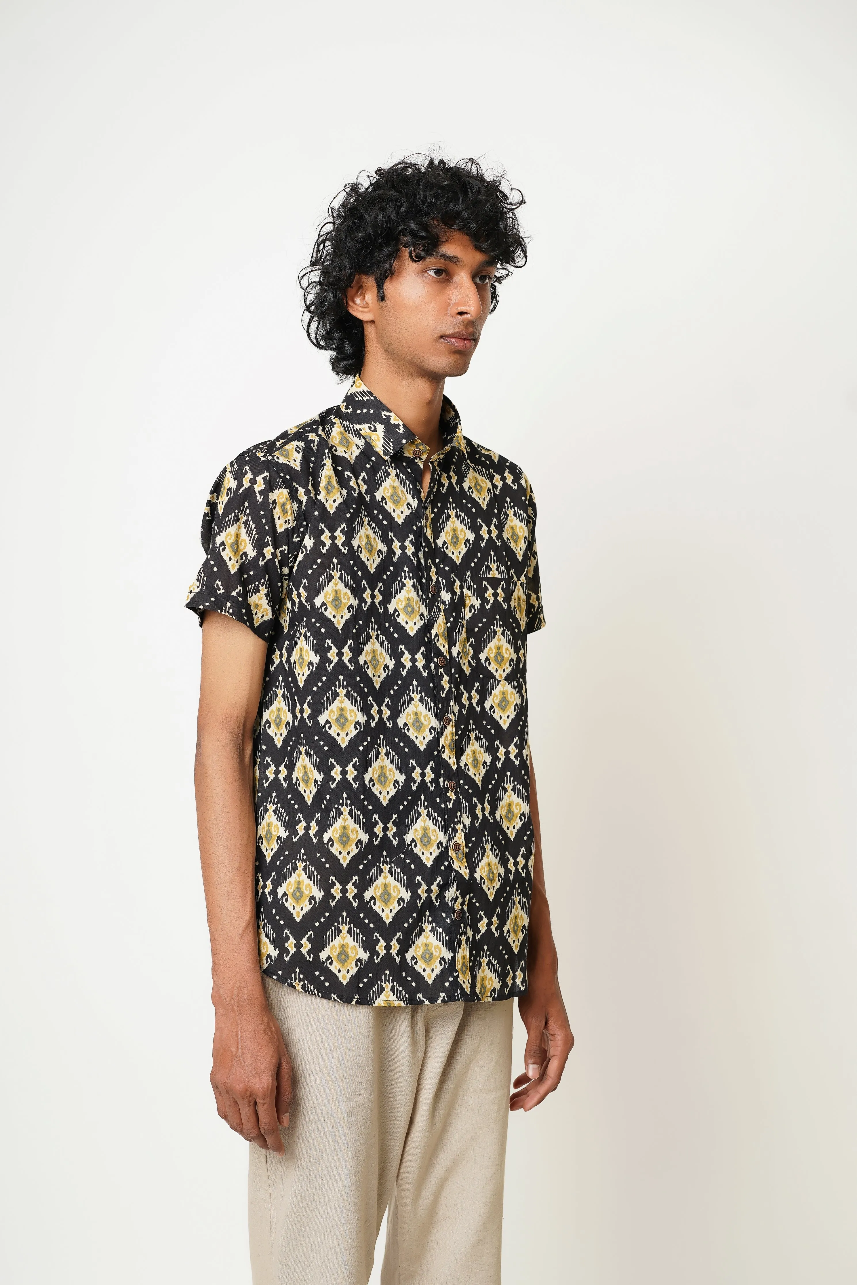 Black Hand Block Men's Half Sleeves Shirt