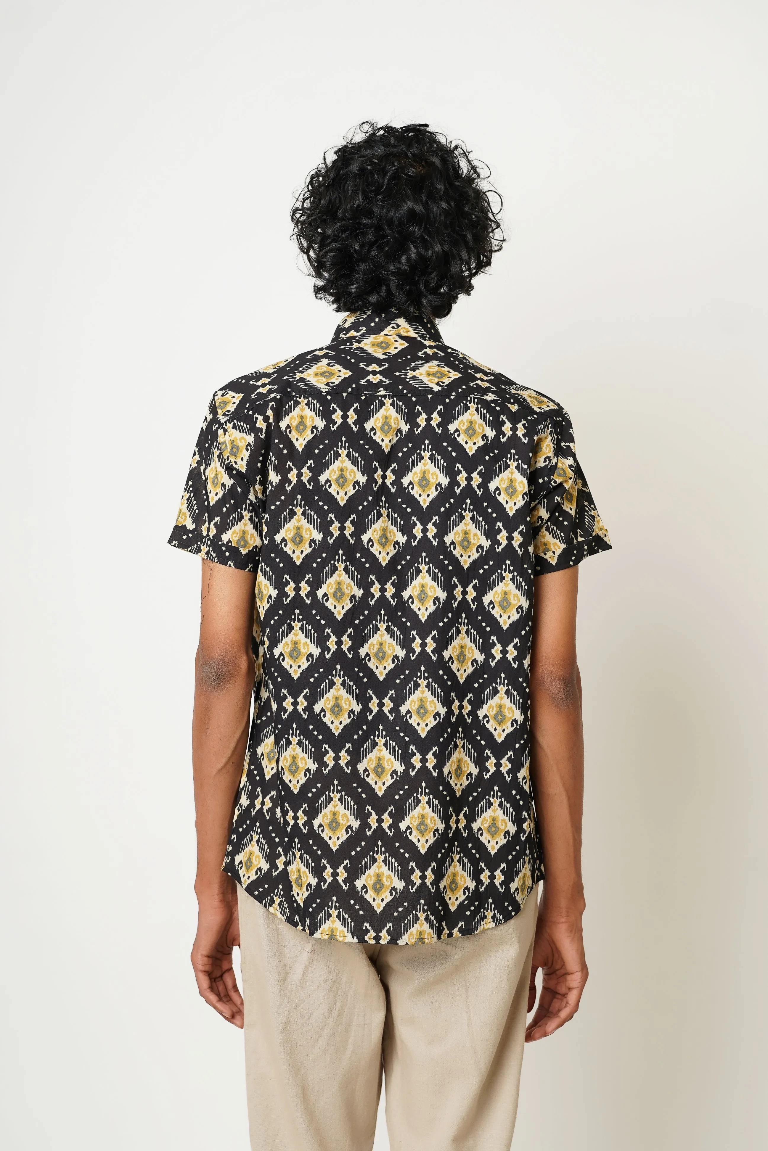 Black Hand Block Men's Half Sleeves Shirt