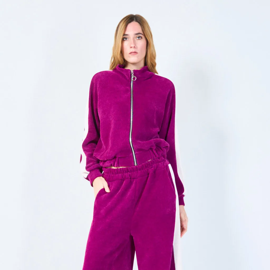 Cropped zip-up jacket and wide-leg pants wholesale