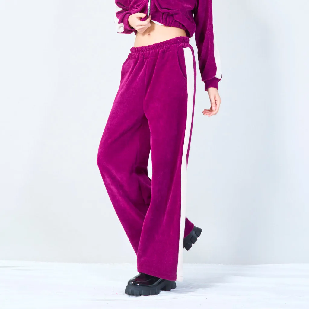 Cropped zip-up jacket and wide-leg pants wholesale