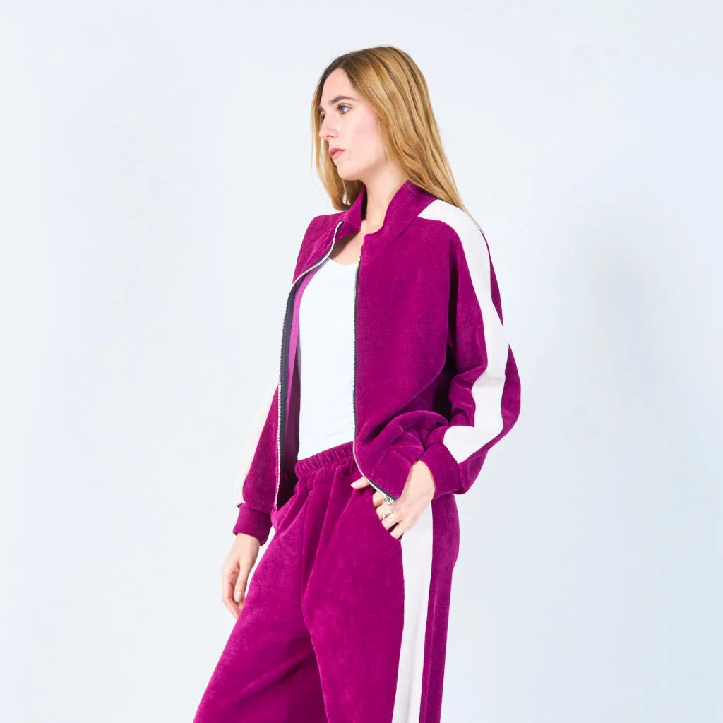Cropped zip-up jacket and wide-leg pants wholesale