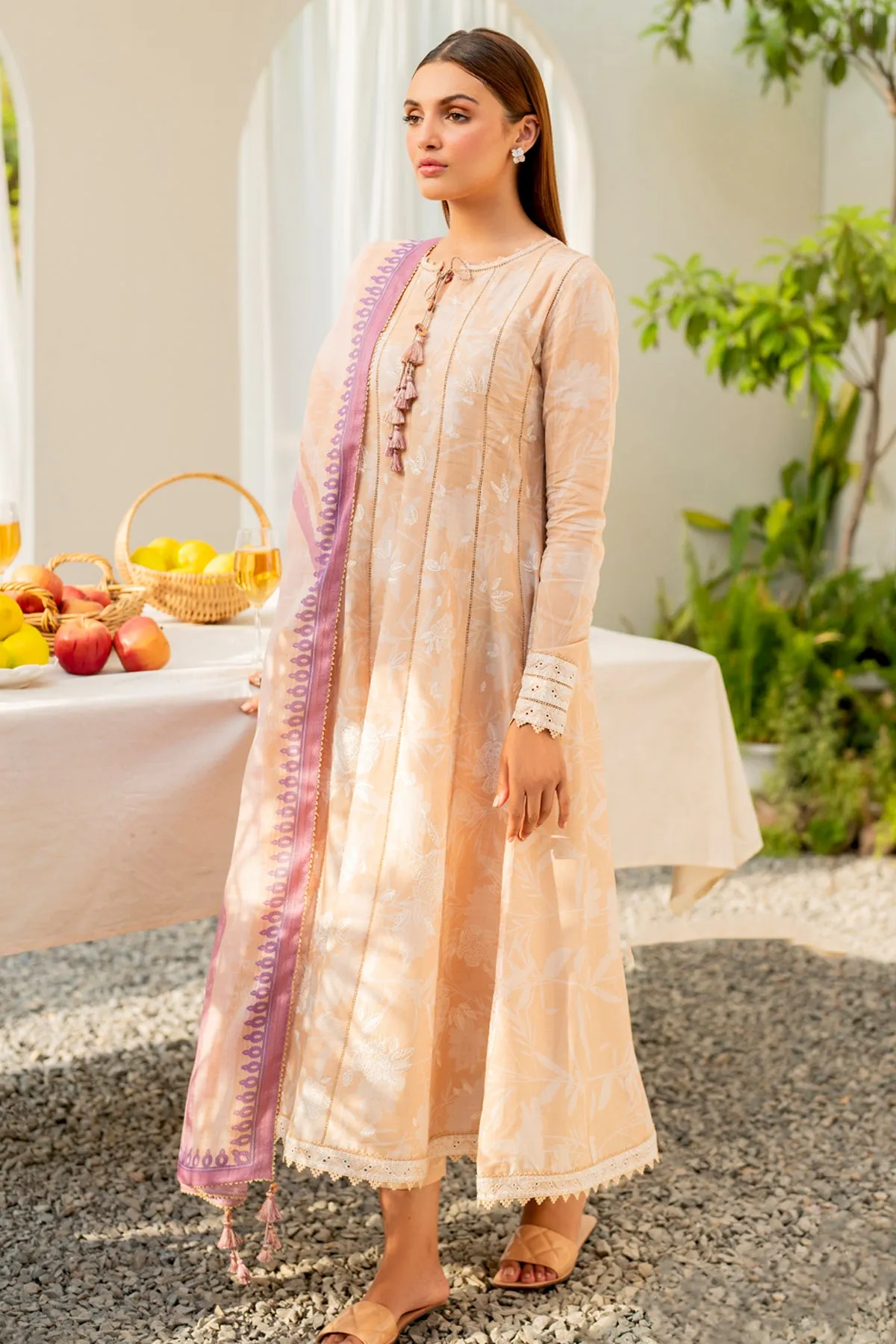 EMBROIDERED LAWN USE-9047