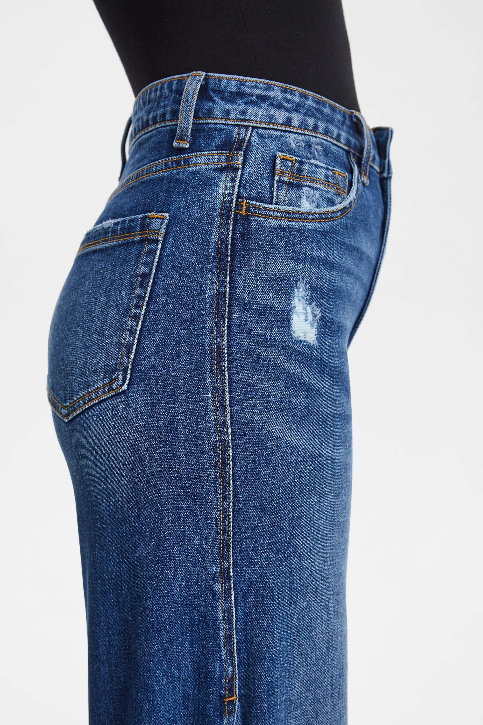 HIGH RISE WIDE LEG JEANS WITH SLIT BYW8037 LOVELY