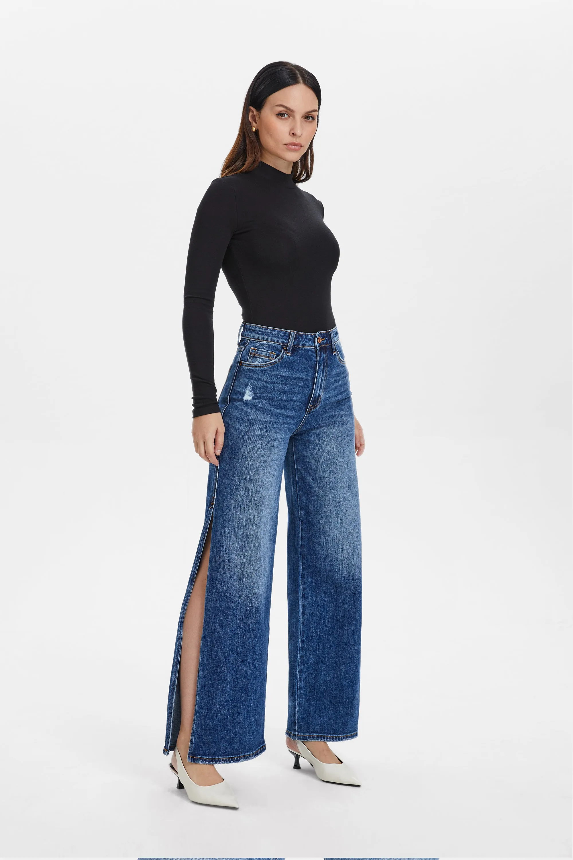 HIGH RISE WIDE LEG JEANS WITH SLIT BYW8037 LOVELY